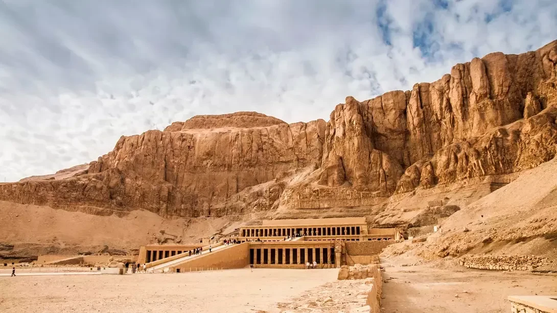 Explore the Valley of the Kings and Valley of the Queens: A Timeless Egyptian Adventure