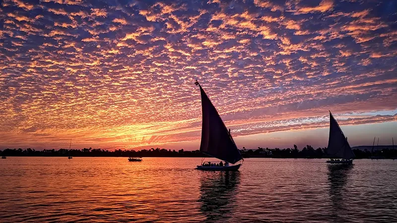 I Migliori Luoghi per Ammirare il Tramonto tra Luxor e Assuan