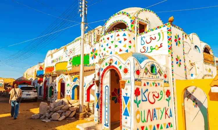 What You See Between Luxor and Aswan on Sola Dahabiya