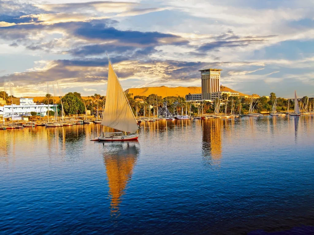 Best Way to Enjoy the Nile Away from Luxury small boat Nile cruise